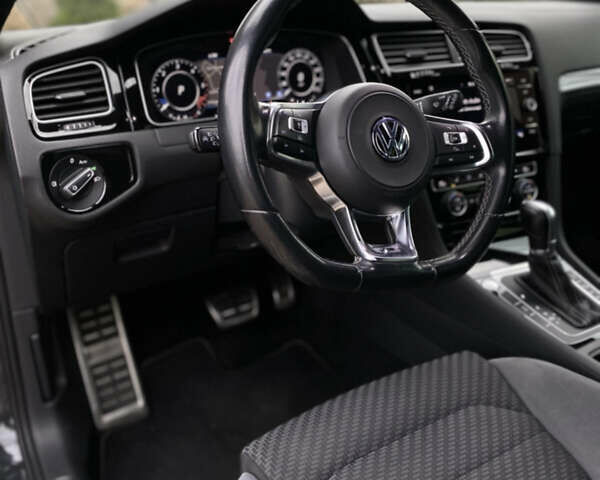 Серый Фольксваген Гольф, объемом двигателя 1.97 л и пробегом 218 тыс. км за 18200 $, фото 40 на Automoto.ua