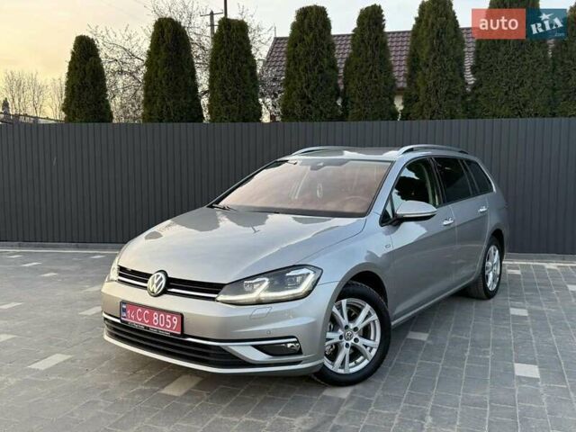 Серый Фольксваген Гольф, объемом двигателя 2 л и пробегом 228 тыс. км за 14350 $, фото 14 на Automoto.ua