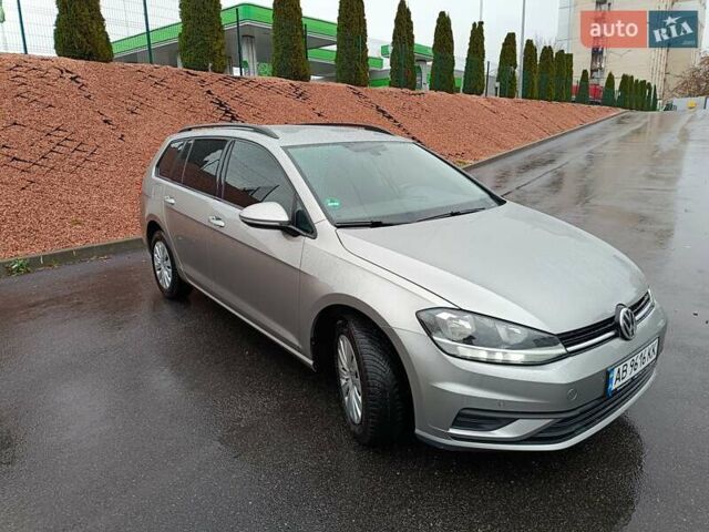 Сірий Фольксваген Гольф, об'ємом двигуна 1.6 л та пробігом 228 тис. км за 15100 $, фото 4 на Automoto.ua