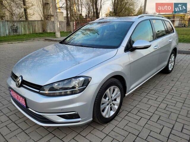 Серый Фольксваген Гольф, объемом двигателя 1.6 л и пробегом 161 тыс. км за 13900 $, фото 2 на Automoto.ua
