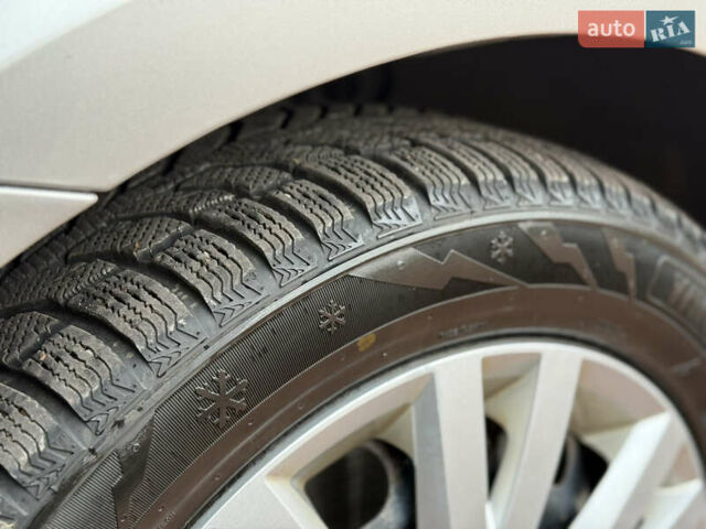 Сірий Фольксваген Гольф, об'ємом двигуна 1.6 л та пробігом 272 тис. км за 12000 $, фото 14 на Automoto.ua