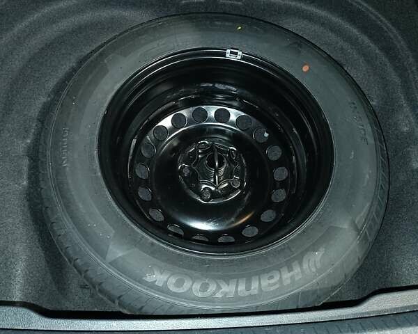 Сірий Фольксваген Гольф, об'ємом двигуна 1.6 л та пробігом 228 тис. км за 15100 $, фото 65 на Automoto.ua