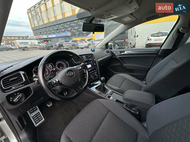 Серый Фольксваген Гольф, объемом двигателя 1.97 л и пробегом 262 тыс. км за 12799 $, фото 9 на Automoto.ua