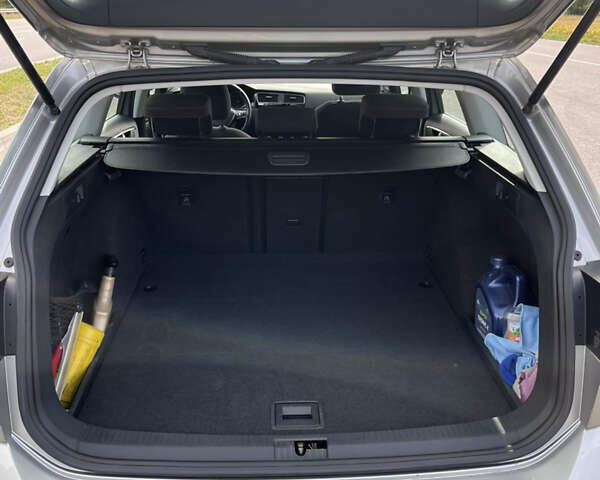 Серый Фольксваген Гольф, объемом двигателя 1.97 л и пробегом 198 тыс. км за 15900 $, фото 20 на Automoto.ua