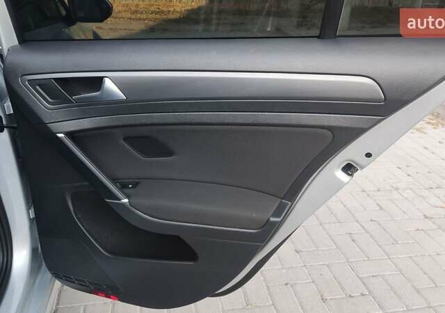 Сірий Фольксваген Гольф, об'ємом двигуна 1.6 л та пробігом 179 тис. км за 14199 $, фото 20 на Automoto.ua