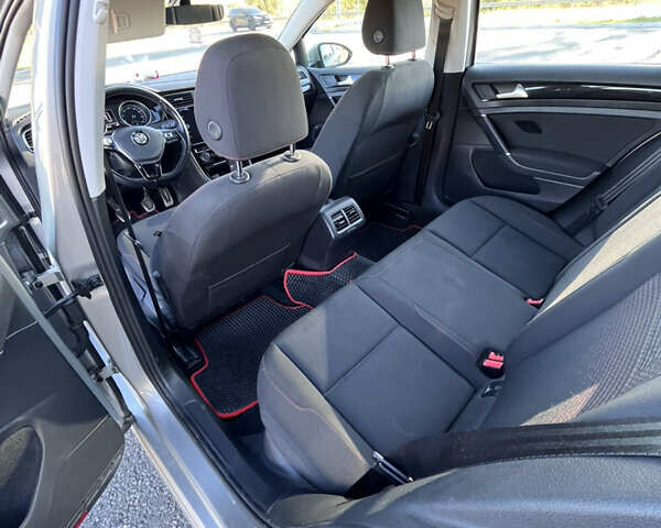 Серый Фольксваген Гольф, объемом двигателя 1.97 л и пробегом 198 тыс. км за 15900 $, фото 24 на Automoto.ua