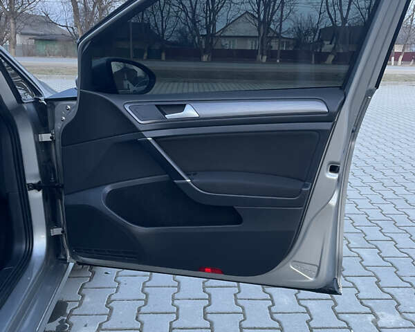 Сірий Фольксваген Гольф, об'ємом двигуна 1.6 л та пробігом 274 тис. км за 12500 $, фото 20 на Automoto.ua