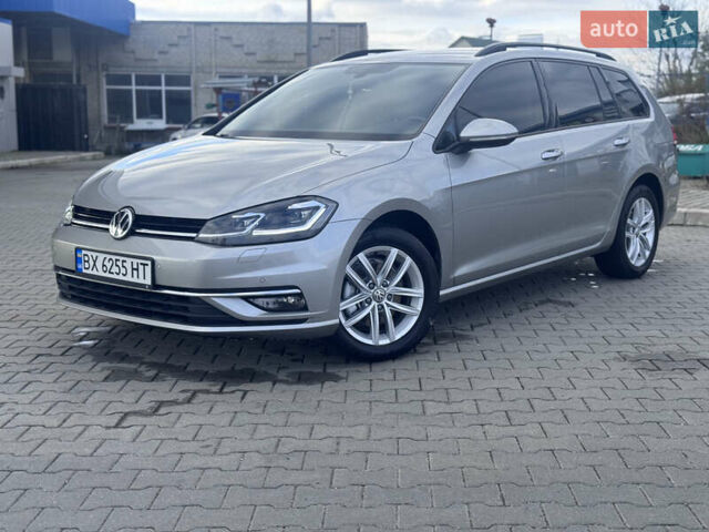 Серый Фольксваген Гольф, объемом двигателя 1.6 л и пробегом 228 тыс. км за 11500 $, фото 59 на Automoto.ua