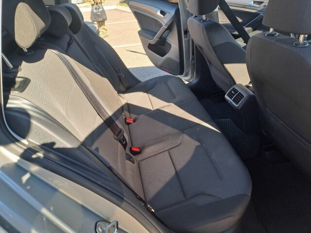 Серый Фольксваген Гольф, объемом двигателя 6 л и пробегом 2 тыс. км за 13400 $, фото 7 на Automoto.ua