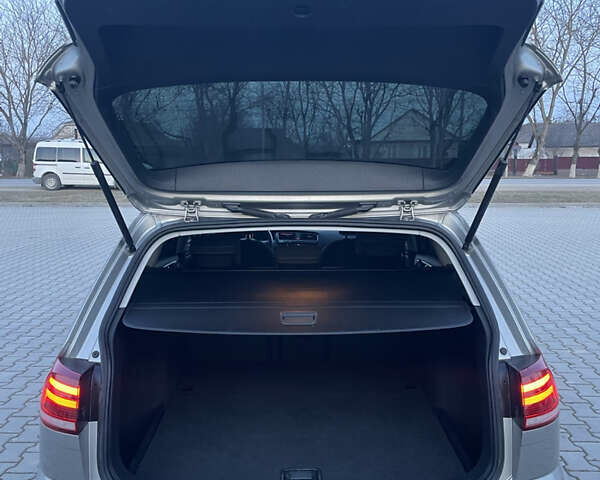 Сірий Фольксваген Гольф, об'ємом двигуна 1.6 л та пробігом 274 тис. км за 12500 $, фото 31 на Automoto.ua