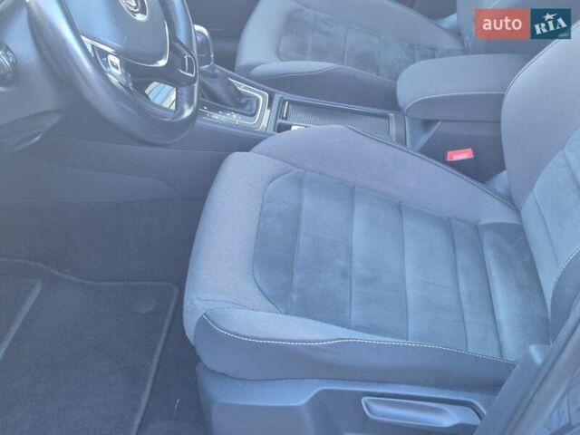 Серый Фольксваген Гольф, объемом двигателя 1.97 л и пробегом 210 тыс. км за 14999 $, фото 33 на Automoto.ua