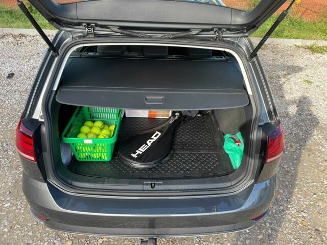 Серый Фольксваген Гольф, объемом двигателя 2 л и пробегом 158 тыс. км за 19300 $, фото 7 на Automoto.ua