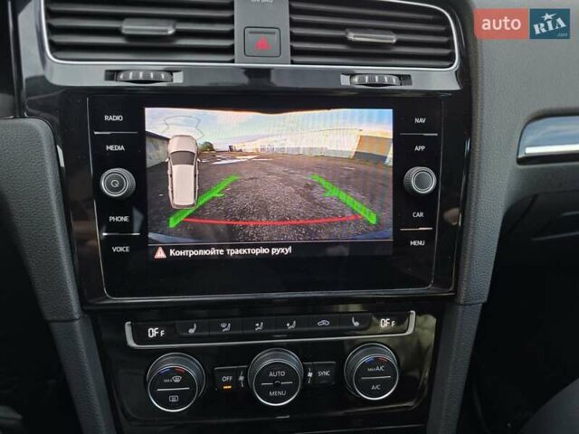 Серый Фольксваген Гольф, объемом двигателя 1.97 л и пробегом 207 тыс. км за 17899 $, фото 27 на Automoto.ua