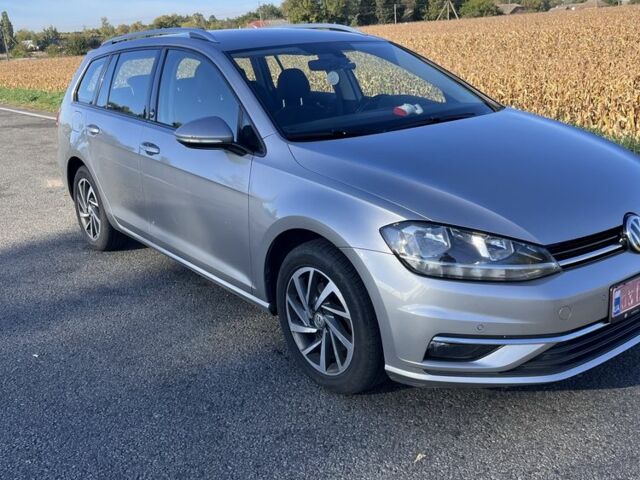 Серый Фольксваген Гольф, объемом двигателя 2 л и пробегом 198 тыс. км за 14999 $, фото 2 на Automoto.ua