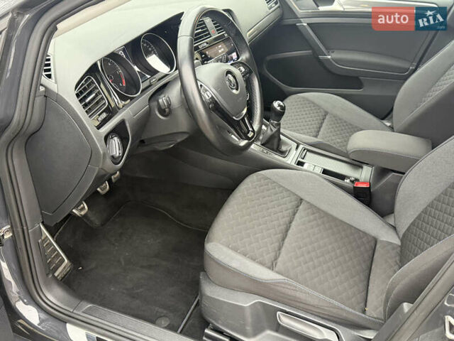 Сірий Фольксваген Гольф, об'ємом двигуна 1.6 л та пробігом 213 тис. км за 13950 $, фото 32 на Automoto.ua