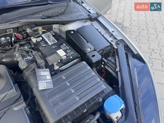 Серый Фольксваген Гольф, объемом двигателя 1.6 л и пробегом 228 тыс. км за 11500 $, фото 40 на Automoto.ua