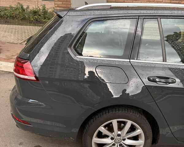 Фольксваген Гольф 2018 у Києві на Automoto.ua Сірий Фольксваген Гольф, об'ємом двигуна 1.97 л та пробігом 133 тис. км за 20200 $, фото 7 на Automoto.ua