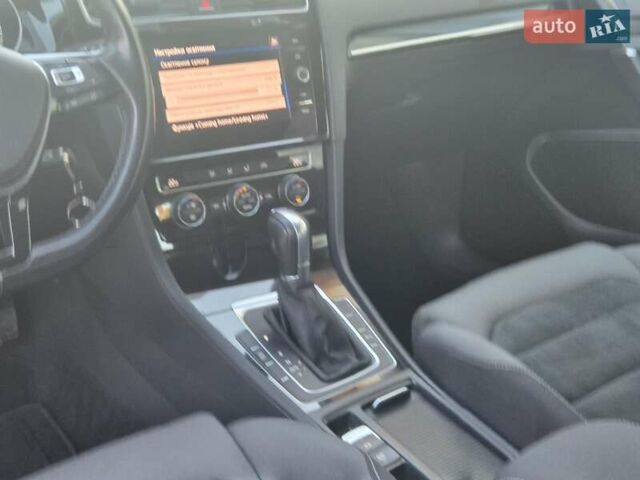 Серый Фольксваген Гольф, объемом двигателя 1.97 л и пробегом 210 тыс. км за 14999 $, фото 55 на Automoto.ua