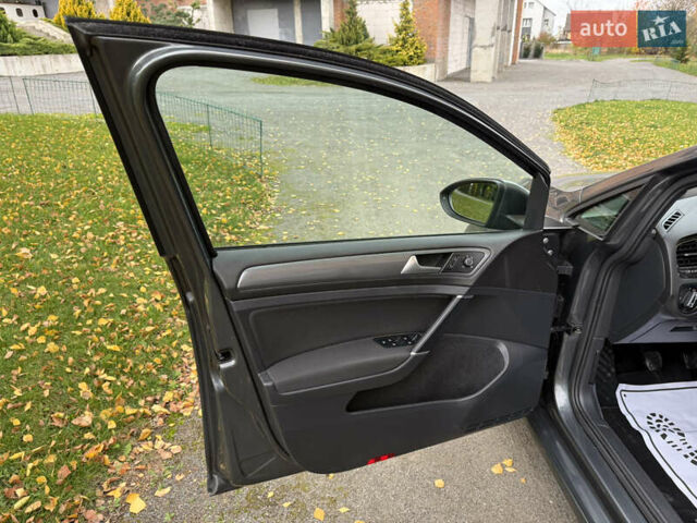 Сірий Фольксваген Гольф, об'ємом двигуна 1.6 л та пробігом 139 тис. км за 13800 $, фото 19 на Automoto.ua