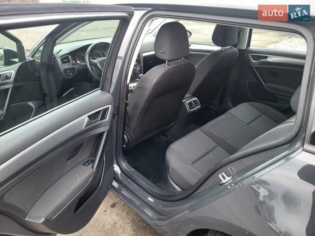 Сірий Фольксваген Гольф, об'ємом двигуна 1.6 л та пробігом 291 тис. км за 10900 $, фото 16 на Automoto.ua