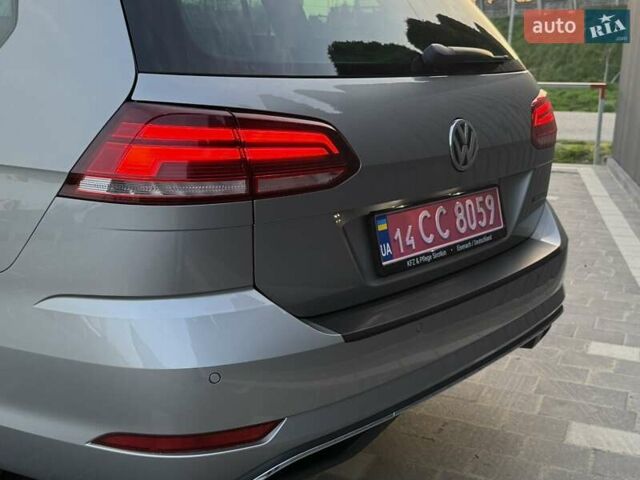 Серый Фольксваген Гольф, объемом двигателя 2 л и пробегом 228 тыс. км за 14350 $, фото 12 на Automoto.ua