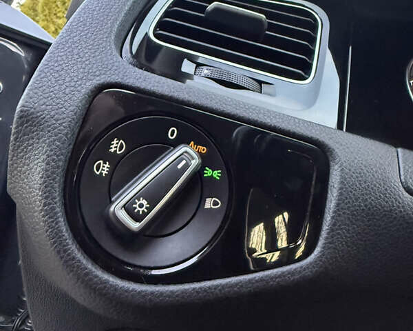 Серый Фольксваген Гольф, объемом двигателя 1.97 л и пробегом 208 тыс. км за 14999 $, фото 30 на Automoto.ua