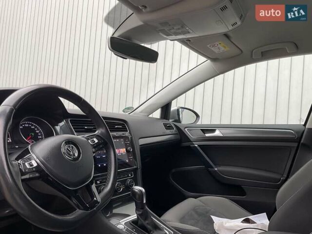 Серый Фольксваген Гольф, объемом двигателя 1.97 л и пробегом 212 тыс. км за 15000 $, фото 14 на Automoto.ua