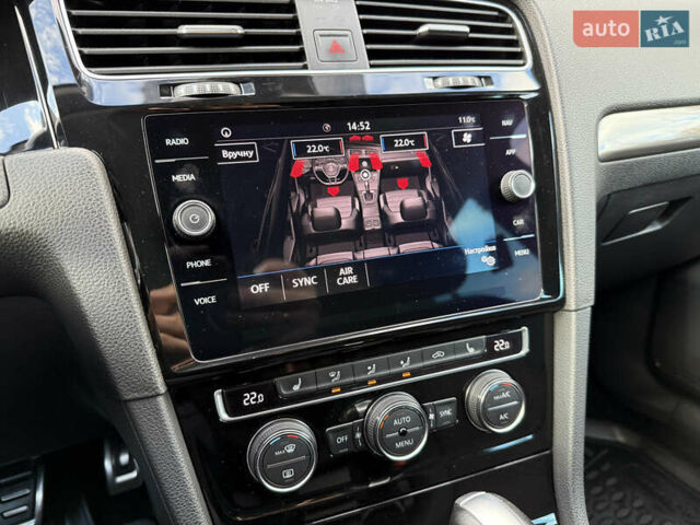 Сірий Фольксваген Гольф, об'ємом двигуна 2 л та пробігом 249 тис. км за 15999 $, фото 81 на Automoto.ua