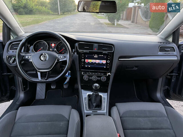 Серый Фольксваген Гольф, объемом двигателя 1.97 л и пробегом 309 тыс. км за 14200 $, фото 25 на Automoto.ua