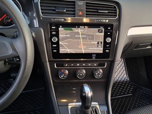 Серый Фольксваген Гольф, объемом двигателя 1.6 л и пробегом 187 тыс. км за 11900 $, фото 22 на Automoto.ua