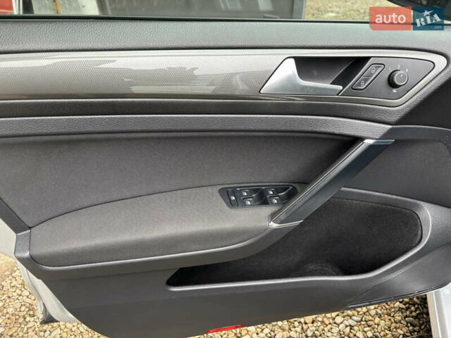 Серый Фольксваген Гольф, объемом двигателя 2 л и пробегом 207 тыс. км за 14700 $, фото 22 на Automoto.ua