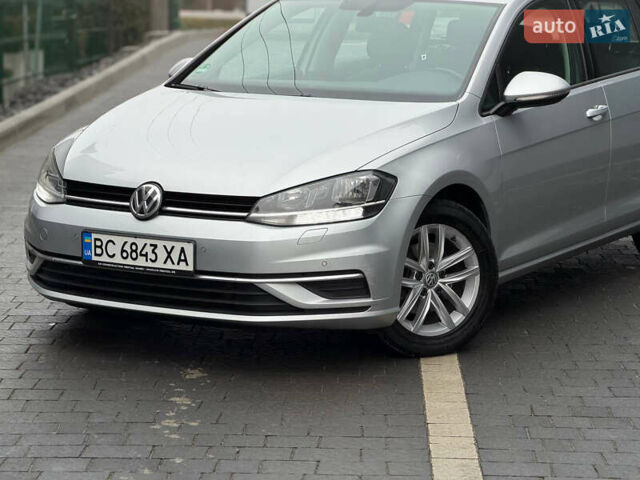 Серый Фольксваген Гольф, объемом двигателя 1.97 л и пробегом 250 тыс. км за 16200 $, фото 3 на Automoto.ua