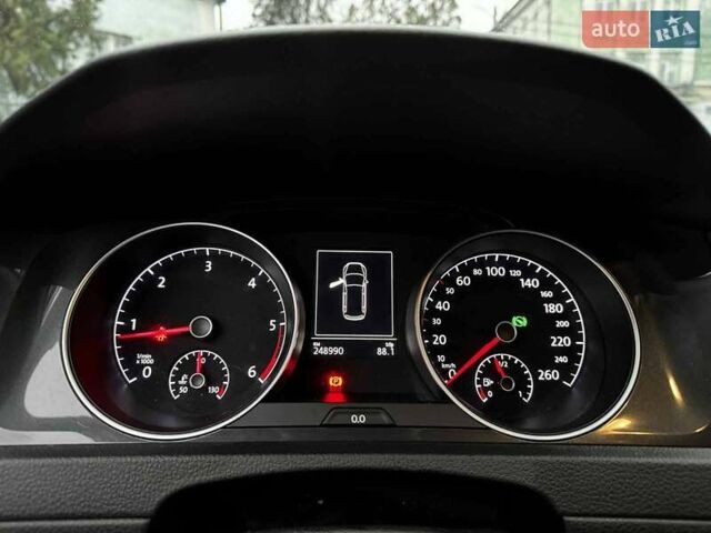 Серый Фольксваген Гольф, объемом двигателя 2 л и пробегом 249 тыс. км за 14990 $, фото 20 на Automoto.ua