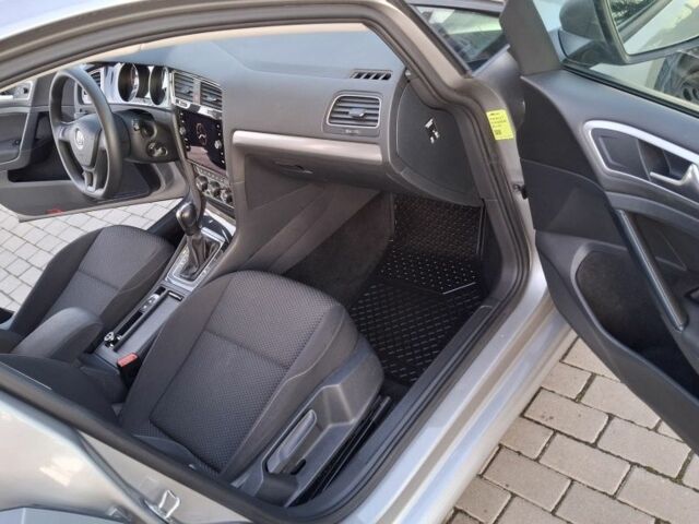 Серый Фольксваген Гольф, объемом двигателя 1.6 л и пробегом 187 тыс. км за 11900 $, фото 17 на Automoto.ua