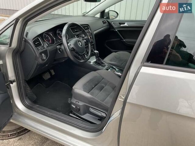 Серый Фольксваген Гольф, объемом двигателя 1.97 л и пробегом 212 тыс. км за 15000 $, фото 7 на Automoto.ua