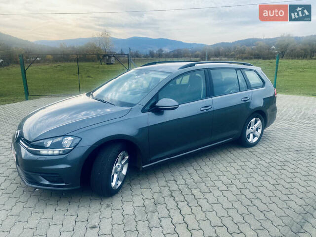 Сірий Фольксваген Гольф, об'ємом двигуна 1.6 л та пробігом 225 тис. км за 13999 $, фото 4 на Automoto.ua