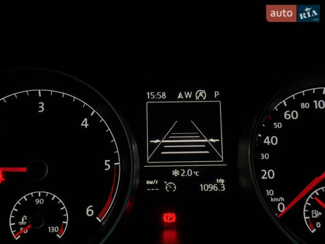 Серый Фольксваген Гольф, объемом двигателя 2 л и пробегом 223 тыс. км за 15900 $, фото 9 на Automoto.ua