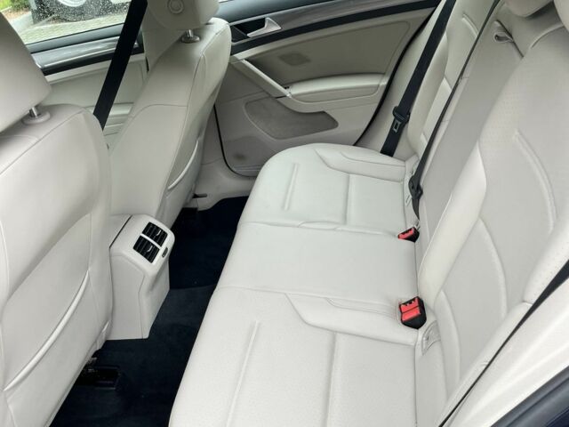 Серый Фольксваген Гольф, объемом двигателя 1.8 л и пробегом 130 тыс. км за 326 $, фото 6 на Automoto.ua