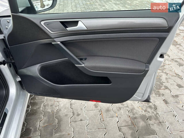 Серый Фольксваген Гольф, объемом двигателя 2 л и пробегом 207 тыс. км за 14700 $, фото 18 на Automoto.ua