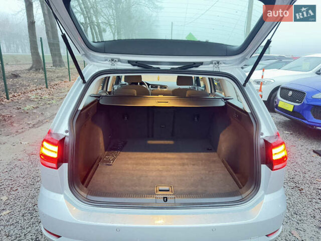 Серый Фольксваген Гольф, объемом двигателя 2 л и пробегом 223 тыс. км за 15900 $, фото 18 на Automoto.ua