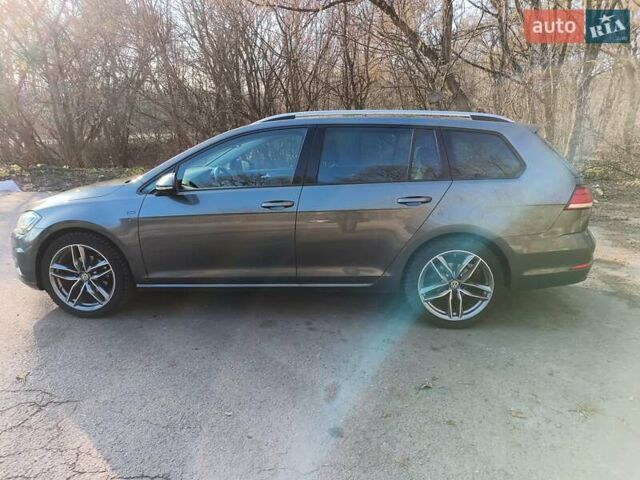Серый Фольксваген Гольф, объемом двигателя 1.97 л и пробегом 206 тыс. км за 17300 $, фото 2 на Automoto.ua