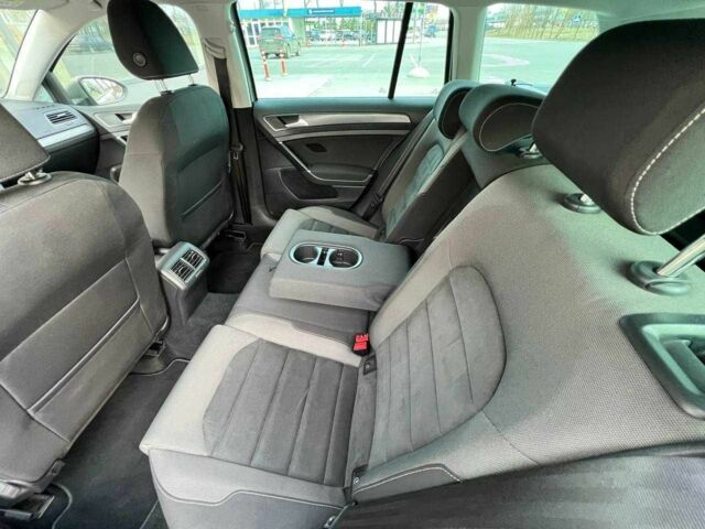 Сірий Фольксваген Гольф, об'ємом двигуна 1.6 л та пробігом 214 тис. км за 11990 $, фото 20 на Automoto.ua