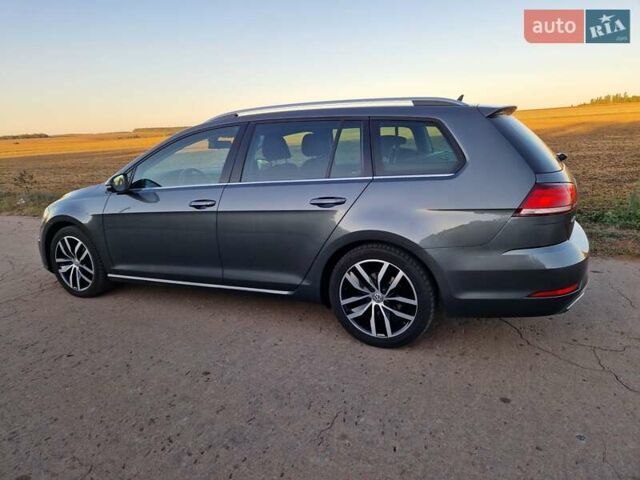 Серый Фольксваген Гольф, объемом двигателя 2 л и пробегом 237 тыс. км за 17200 $, фото 26 на Automoto.ua