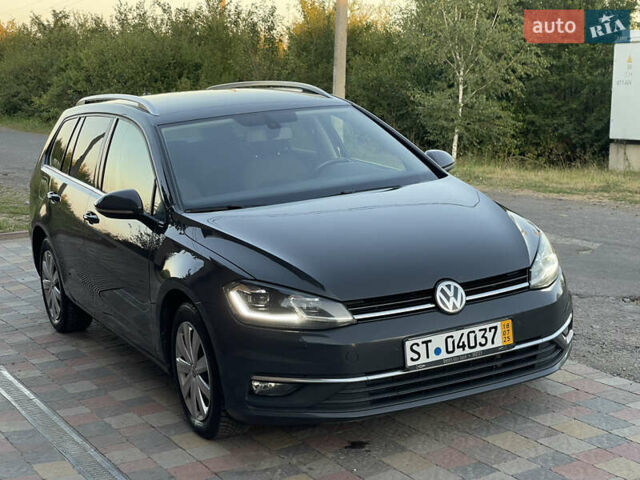 Серый Фольксваген Гольф, объемом двигателя 1.97 л и пробегом 309 тыс. км за 14200 $, фото 4 на Automoto.ua