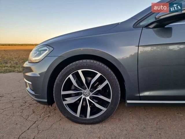 Серый Фольксваген Гольф, объемом двигателя 2 л и пробегом 237 тыс. км за 17200 $, фото 16 на Automoto.ua