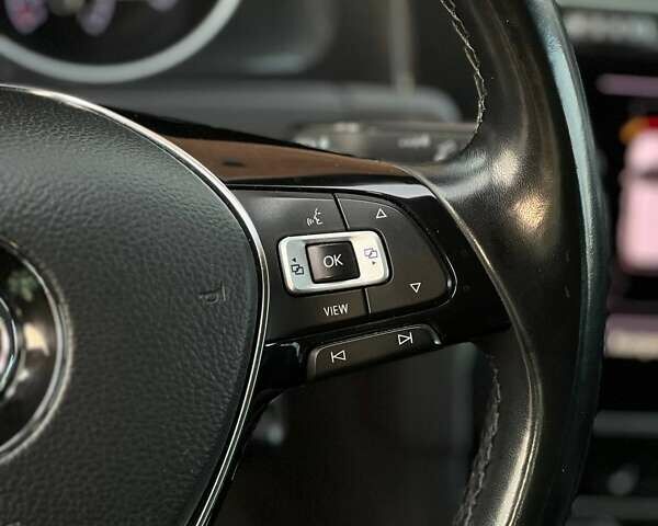 Серый Фольксваген Гольф, объемом двигателя 1.6 л и пробегом 214 тыс. км за 12490 $, фото 31 на Automoto.ua