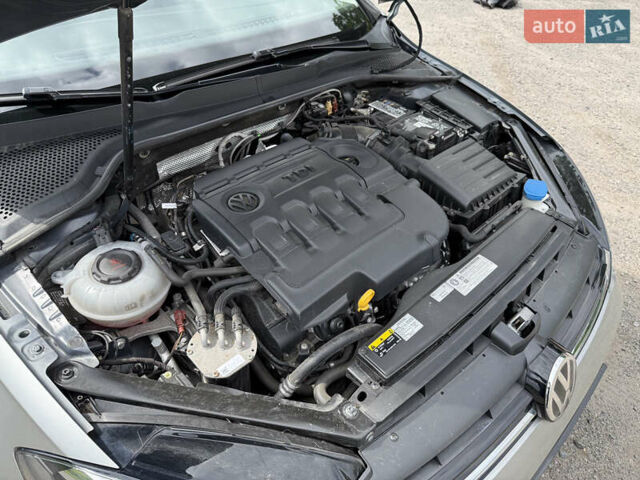 Сірий Фольксваген Гольф, об'ємом двигуна 1.97 л та пробігом 222 тис. км за 16369 $, фото 4 на Automoto.ua