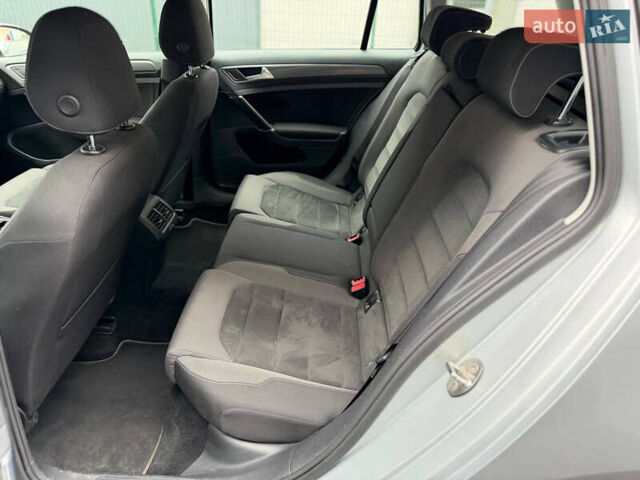 Серый Фольксваген Гольф, объемом двигателя 1.97 л и пробегом 250 тыс. км за 16200 $, фото 27 на Automoto.ua