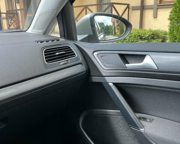 Сірий Фольксваген Гольф, об'ємом двигуна 1.6 л та пробігом 180 тис. км за 14700 $, фото 18 на Automoto.ua