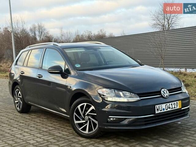 Сірий Фольксваген Гольф, об'ємом двигуна 1.6 л та пробігом 179 тис. км за 14444 $, фото 1 на Automoto.ua